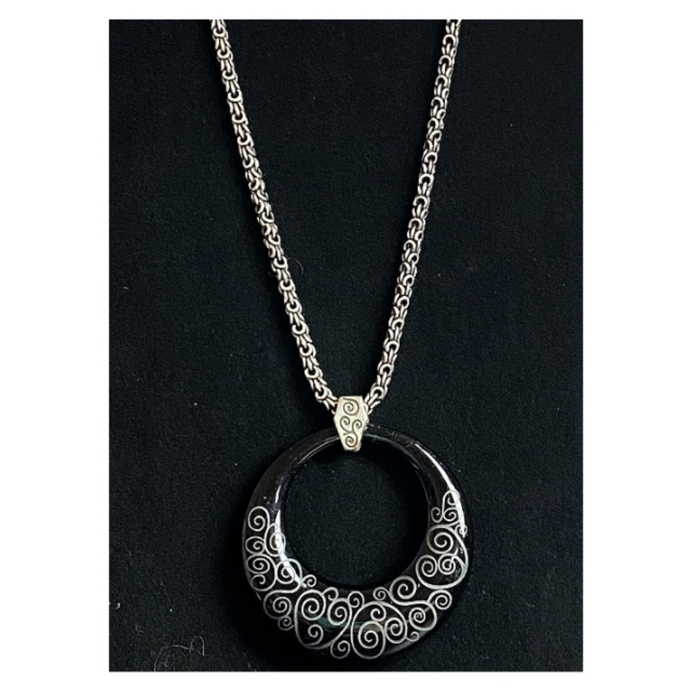 Vintage Brighton Lava Lounge Lucite Black Silver Scroll Design Necklace - Picture 3 of 9